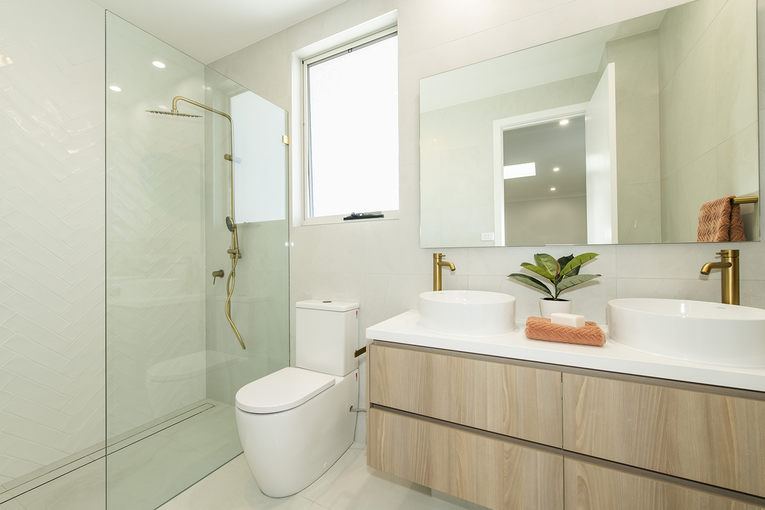 1 Lisa Place Leonay 21a